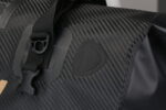 OSAH / Bolso Motocicleta Waterproof 40 lts Carbon - Imagen 4